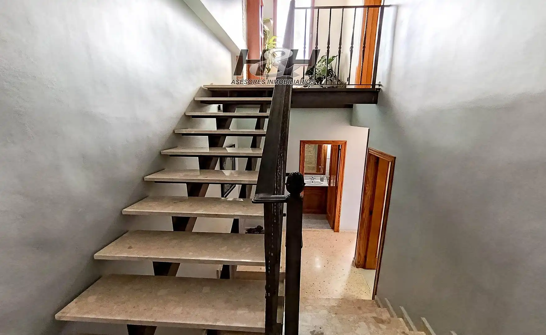 Casa o xalet en venda en Riba-roja de Túria amb Aire condicionat, Calefacció i Jardí privat