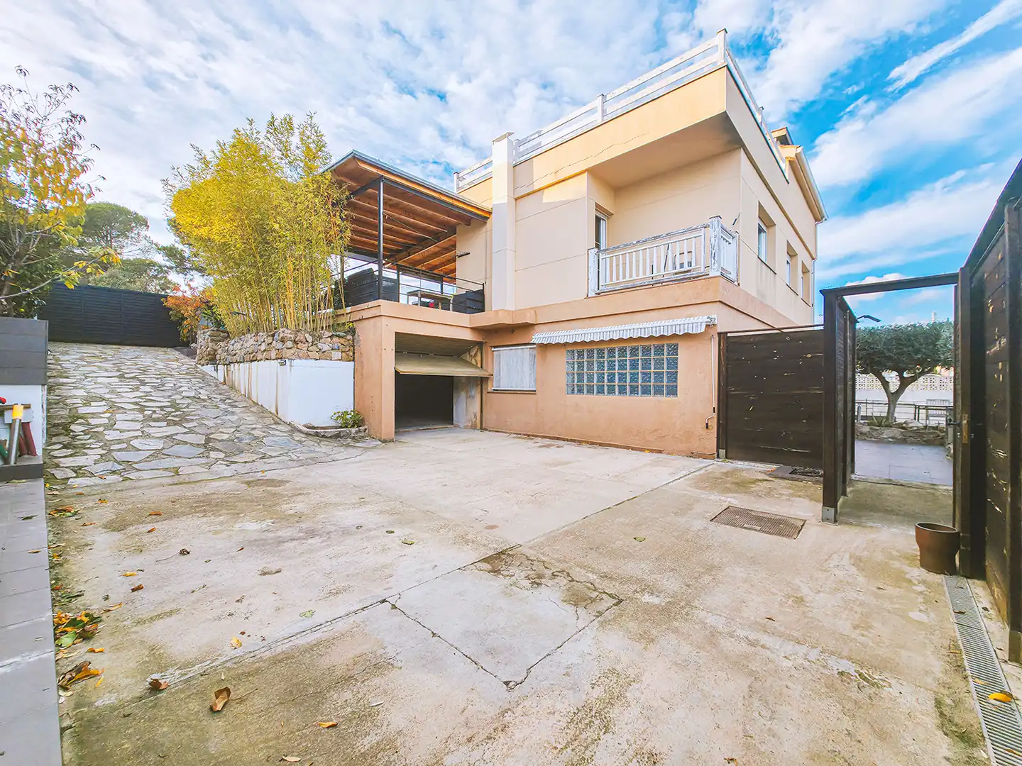 Vista exterior de Casa o chalet en venta en Sant Pol de Mar con Calefacción, Jardín privado y Terraza