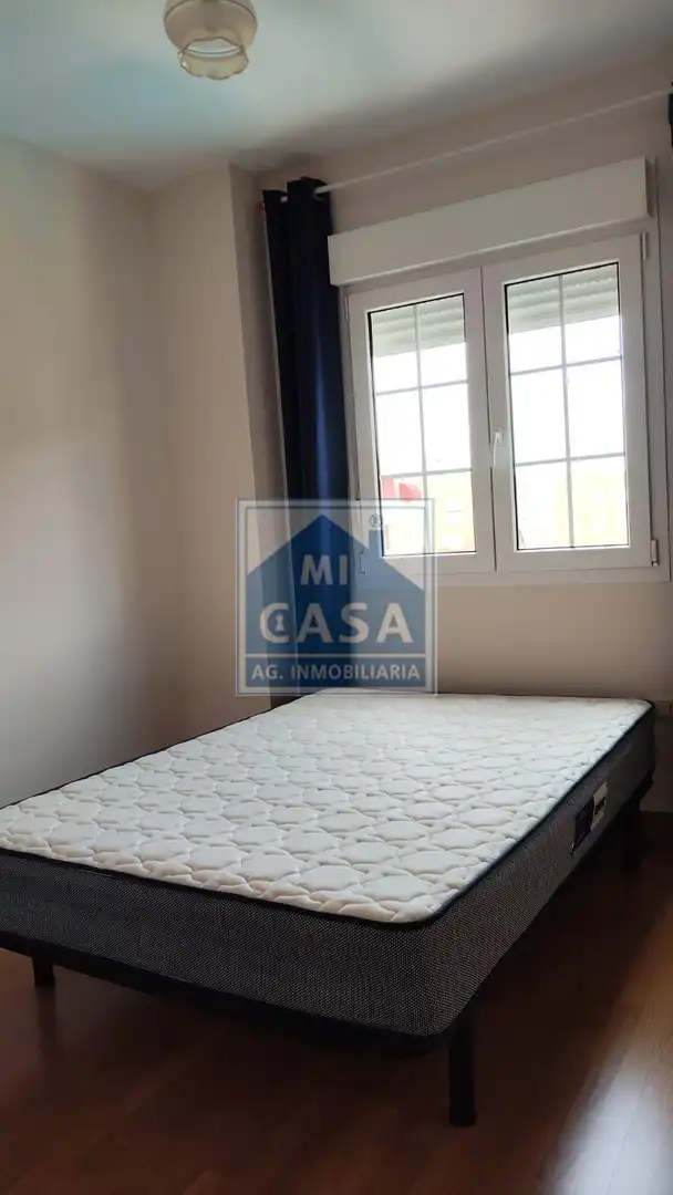 Dormitori de Pis de lloguer en Mérida amb Calefacció, Terrassa i Traster
