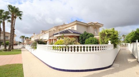 Foto 3 de Casa adosada en venta en Benijófar, Alicante