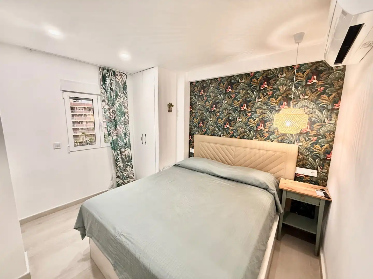 Apartments for rent in Playa Levante