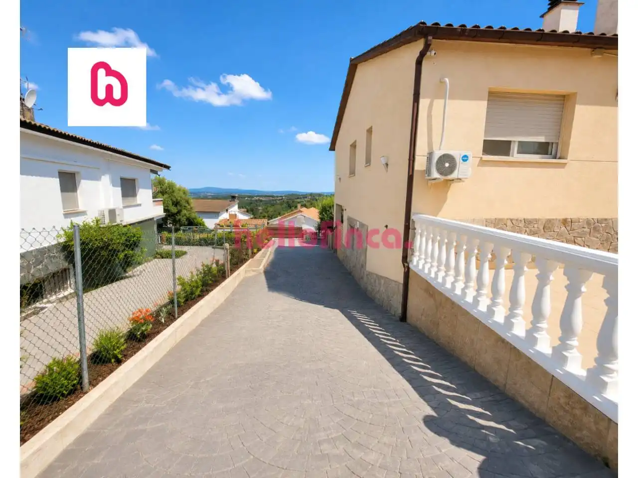 Vista exterior de Casa o xalet en venda en Bigues i Riells del Fai amb Aire condicionat, Calefacció i Jardí privat