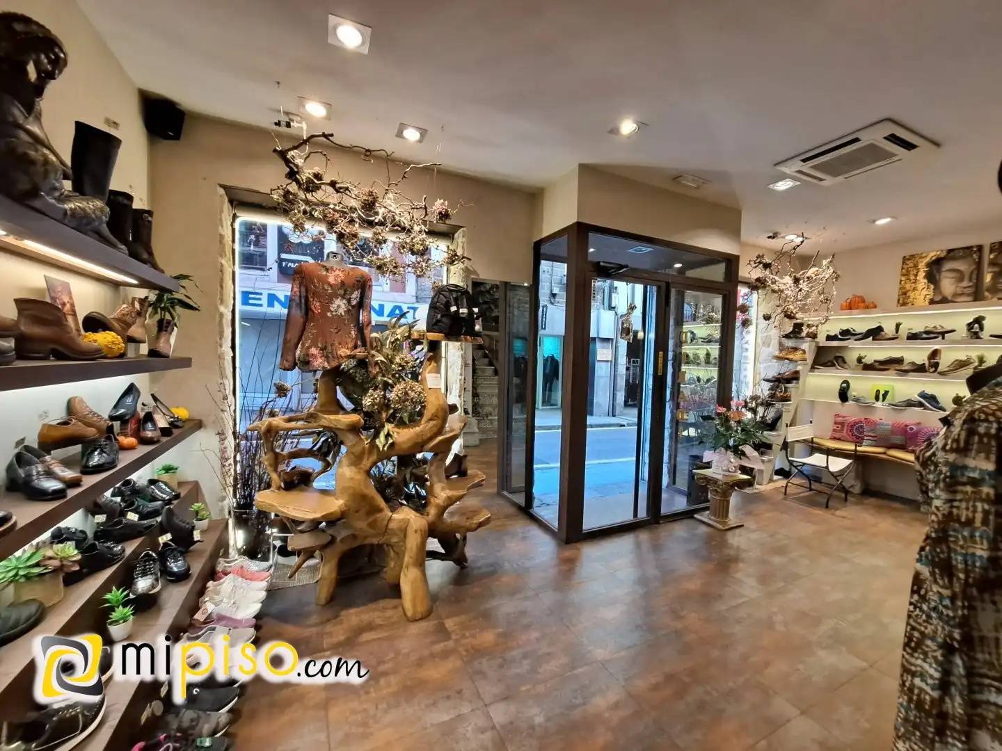 Local comercial en venta en Centro, imagen 2