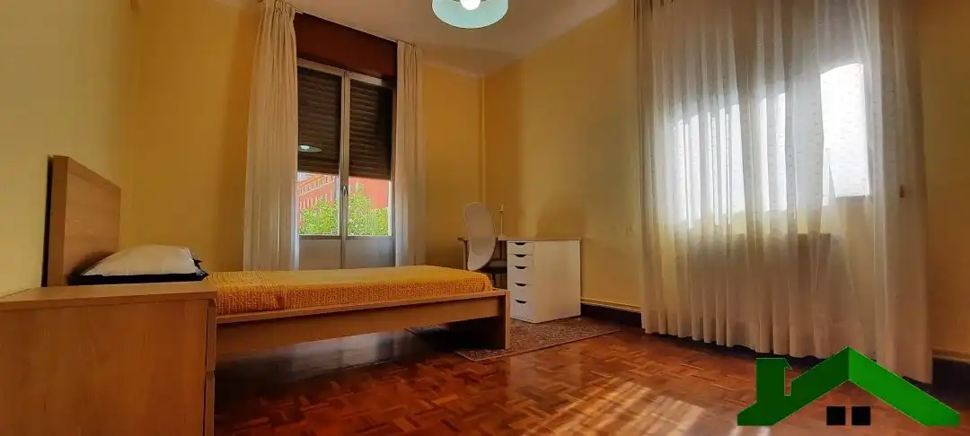 Wohnung zur Miete in Baztan Haranaren Plaza, San Ignacio - Elorrieta