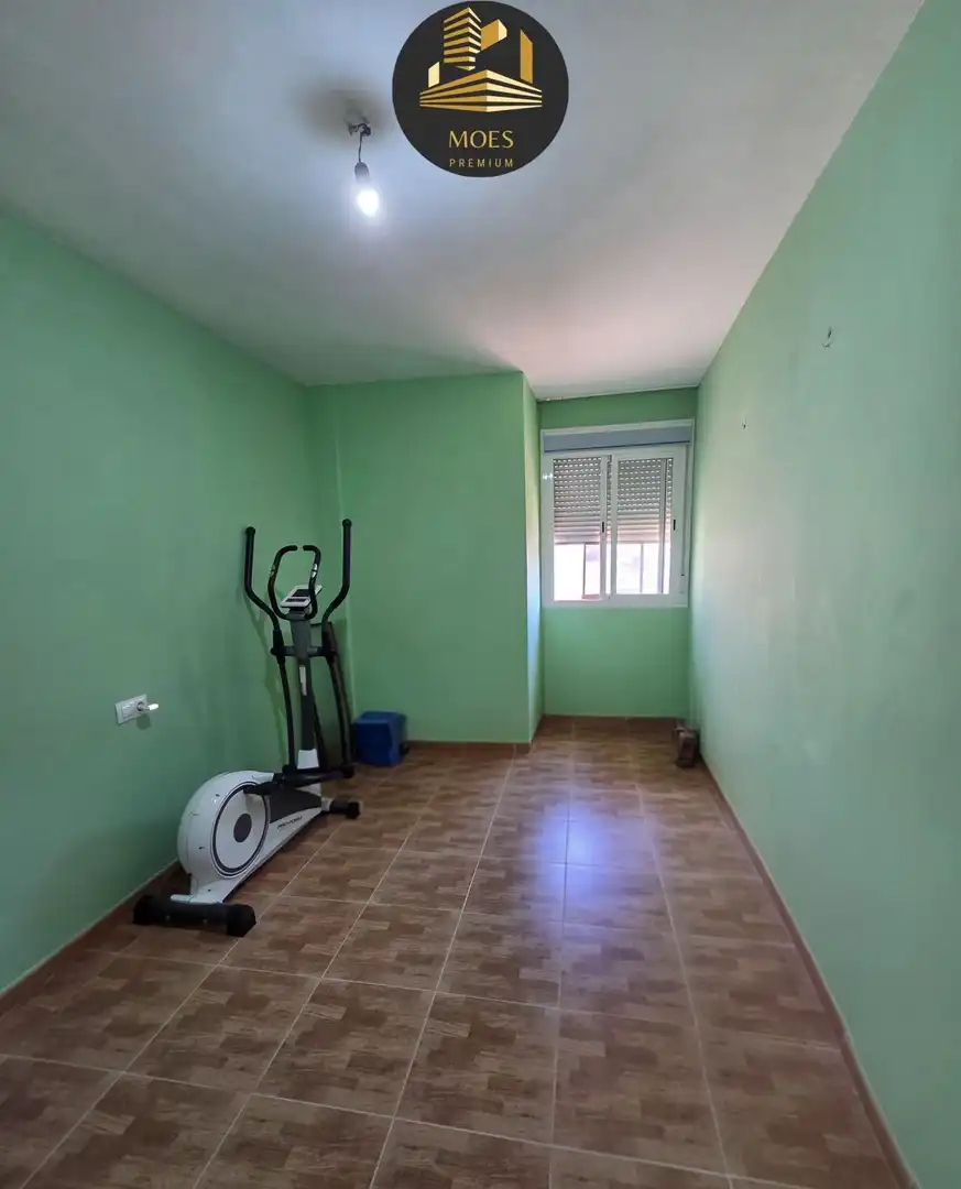 Flat for sale in Mengíbar  with Air Conditioner, Terrace and Storage room