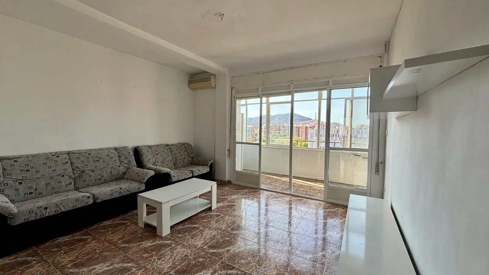 Sala d'estar de Pis en venda en Cartagena amb Aire condicionat i Calefacció
