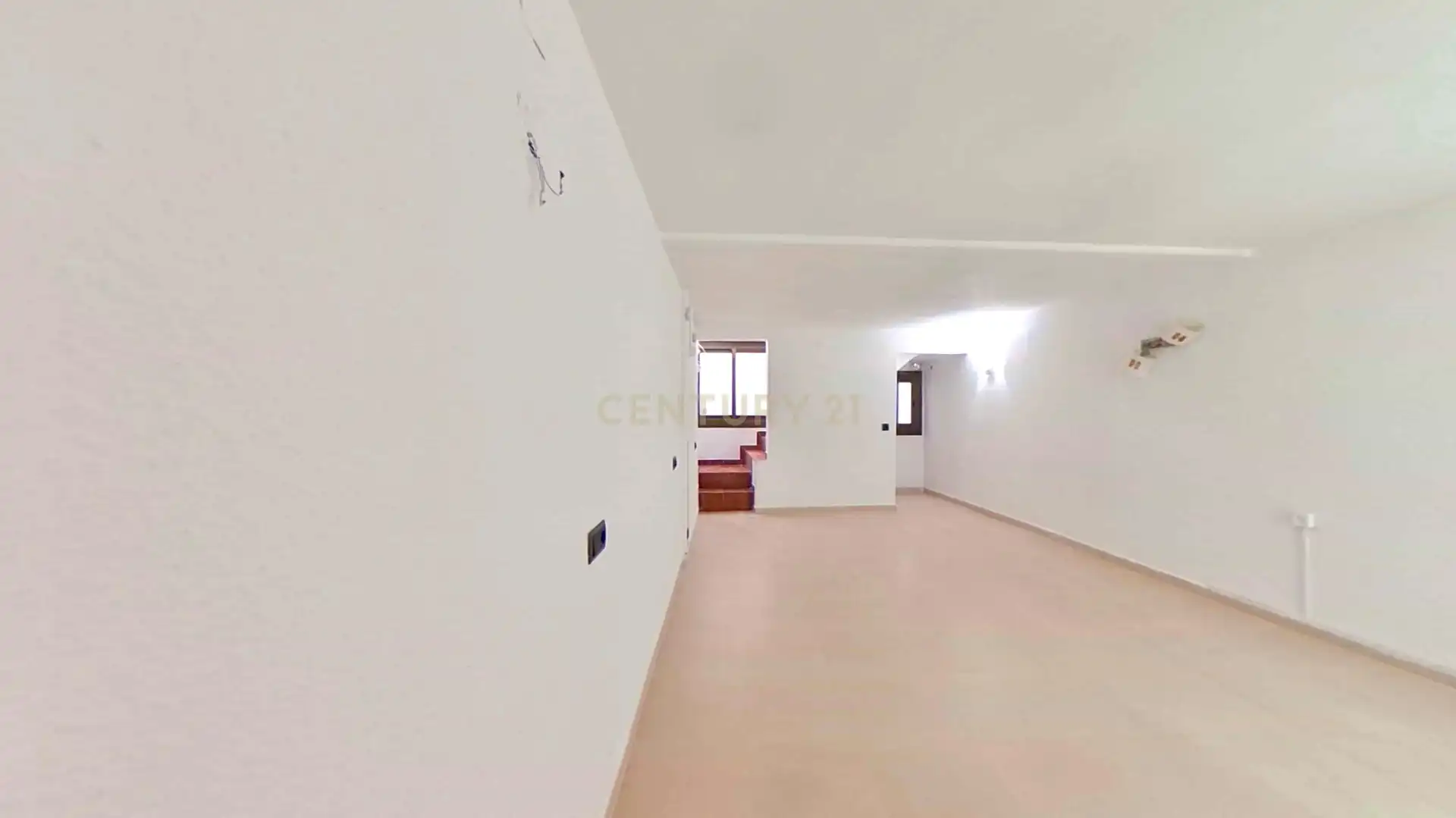 Local en venda a Mestre Vilarrubla, 26, Corbera de Llobregat