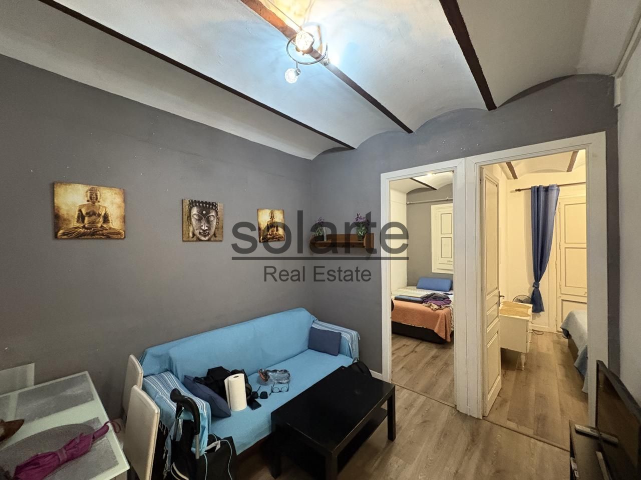 Habitación de Piso en venta en L'Hospitalet de Llobregat con Aire acondicionado y Balcón