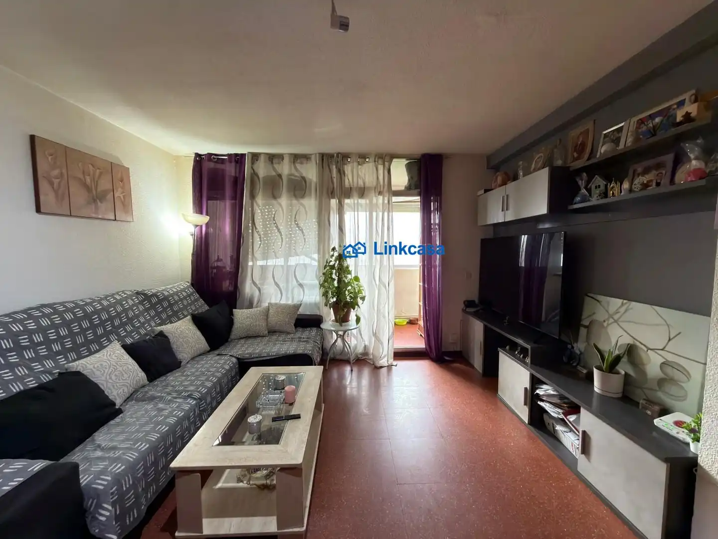 Living room of Flat for sale in Fuenlabrada  with Air Conditioner, Heating and Balcony