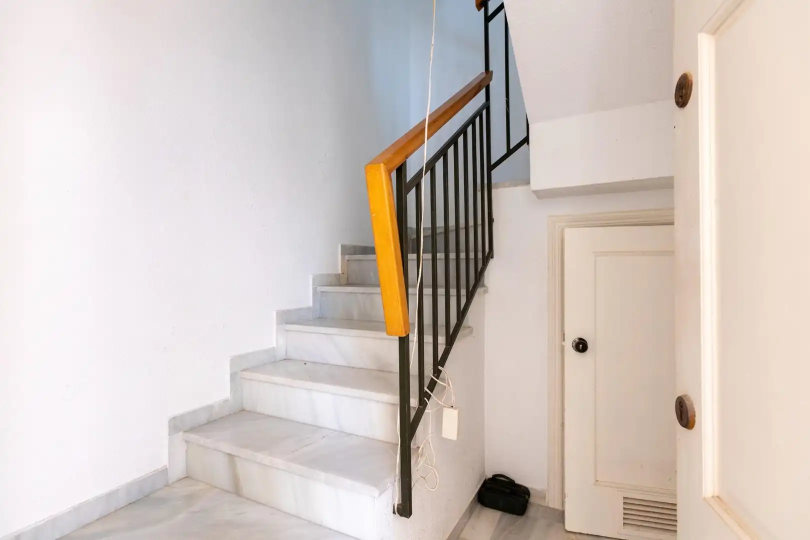 Ático en venta en Motril con Calefacción, Terraza y Amueblado