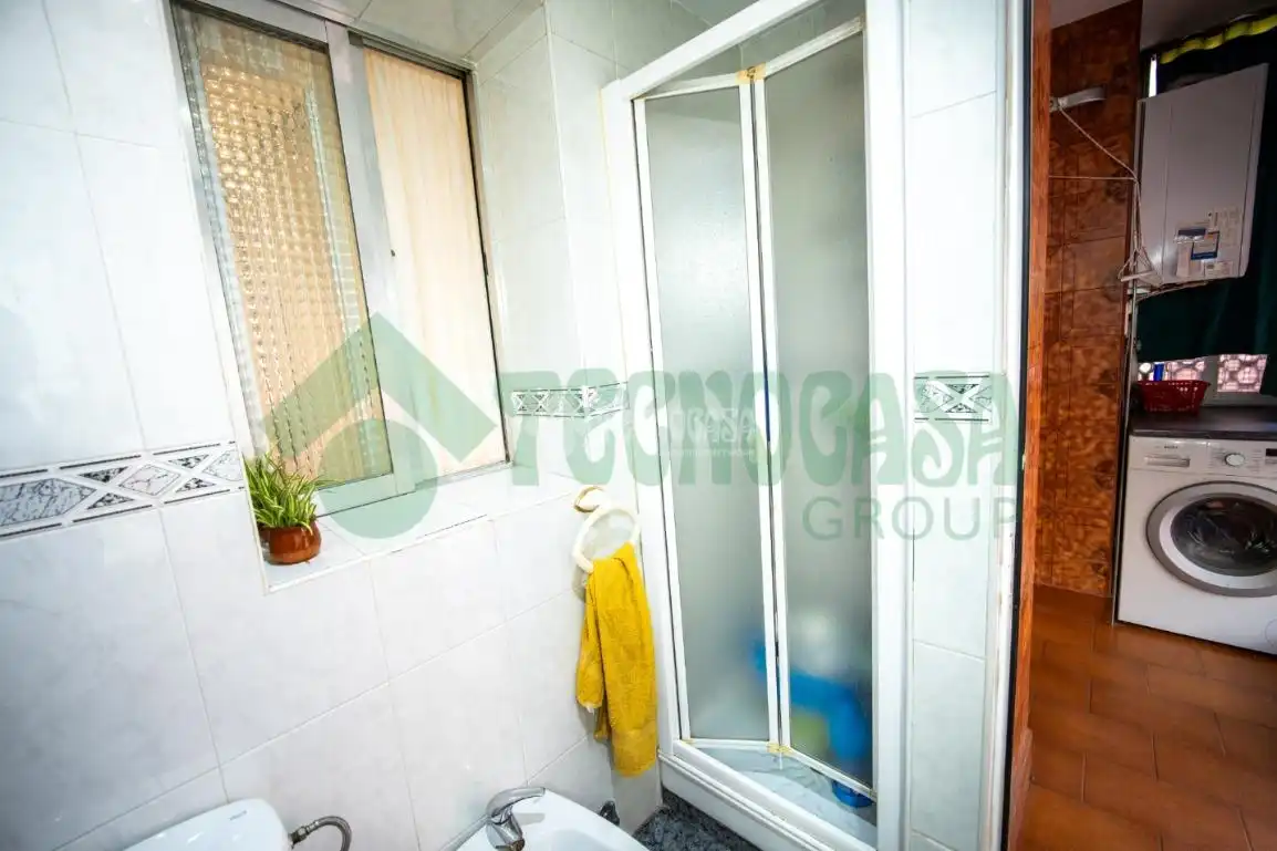 Baño de Piso en venta en Madrid con Aire acondicionado, Calefacción y Terraza