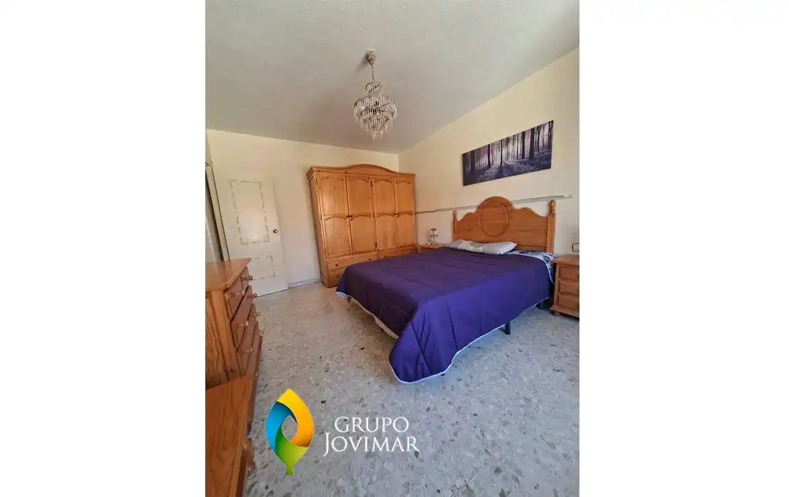 Habitación de Piso en venta en Guadix con Calefacción, Terraza y Amueblado
