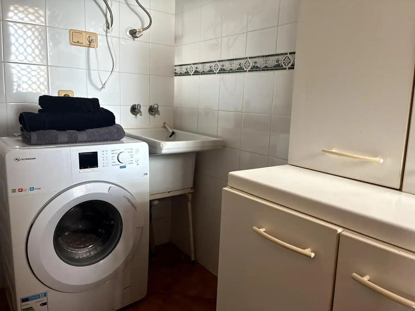 Baño de Piso en venta en Orihuela con Terraza, Amueblado y Balcón