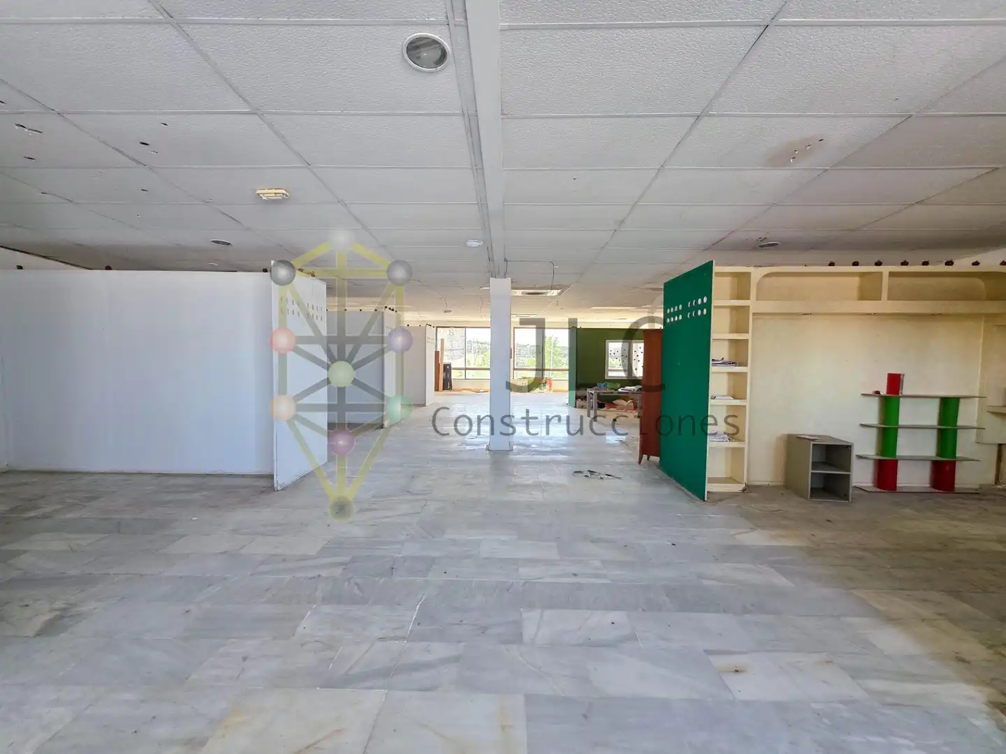Local commercial à vendre à RIO TORMES, imagen 2