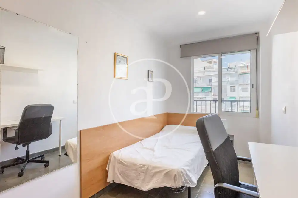 Bedroom of Flat for rent in Valencia  with Heating, Furnished and Balcony