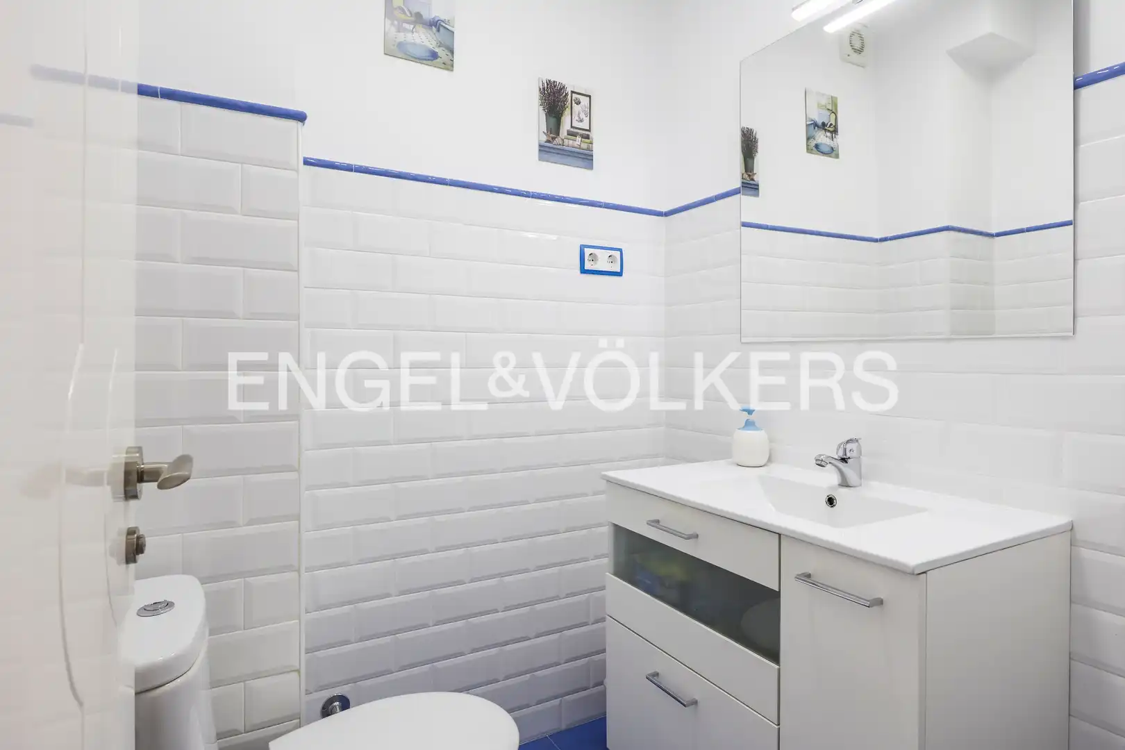 Badezimmer von Wohnung zum Verkauf in Madrid mit Klimaanlage, Heizung und Terrasse