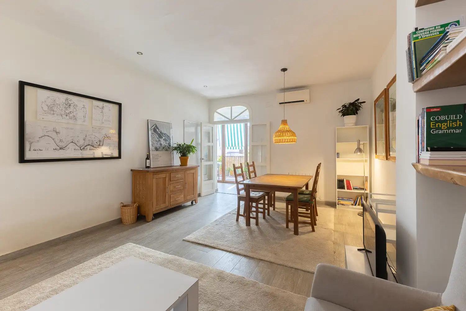 Wohnzimmer von Wohnung zur Miete in Valencia mit Klimaanlage, Heizung und Parkett