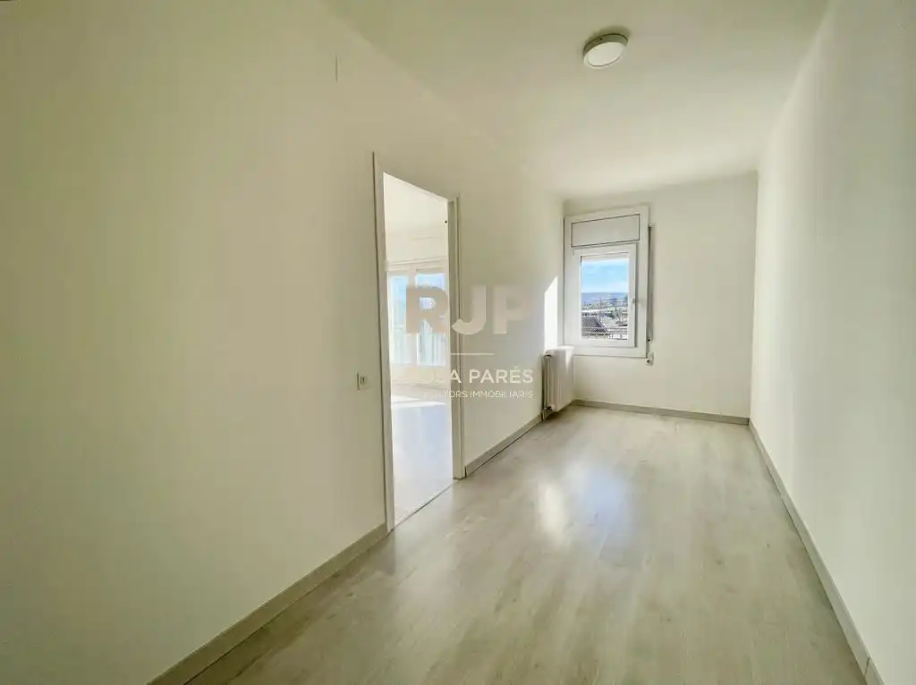 Bedroom of Houses for rent in Centelles  with Heating, Terrace and Storage room