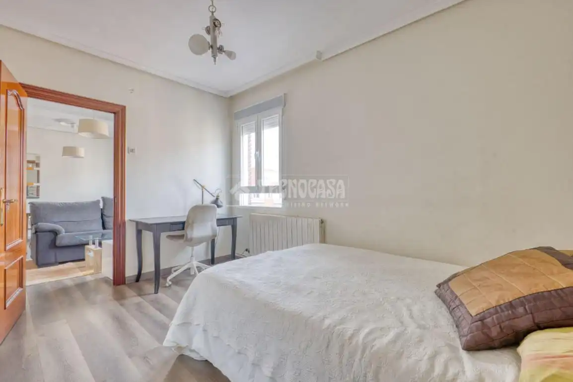 Habitación de Piso en venta en Valladolid con Calefacción y Parquet