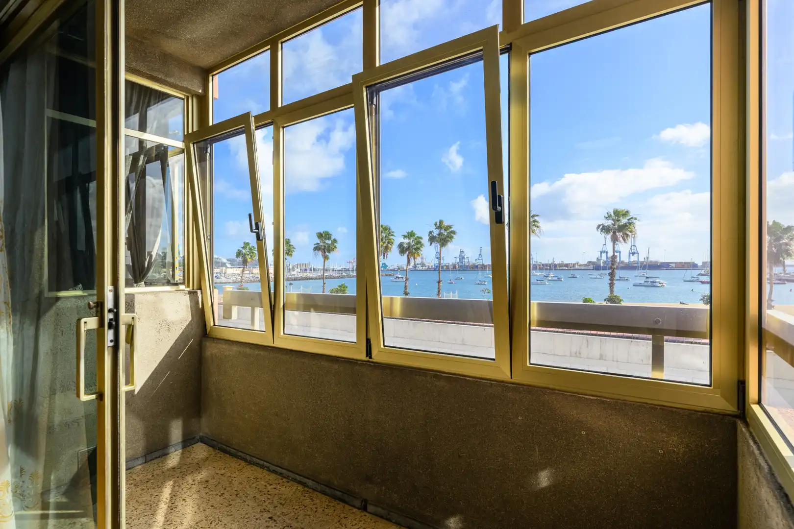 Exterior view of Flat for sale in Las Palmas de Gran Canaria  with Terrace