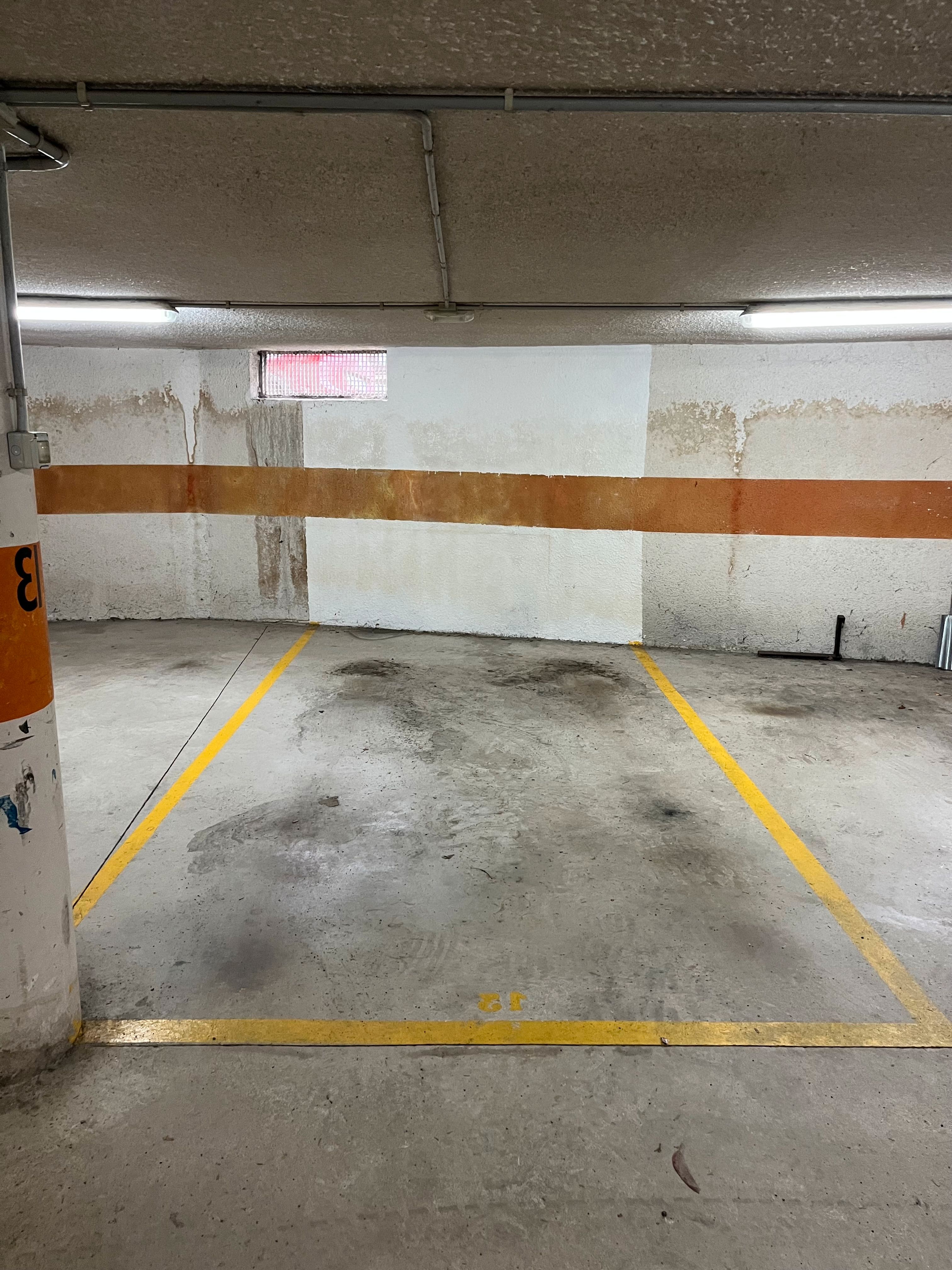 Parking of Garage to rent in Cabezón de la Sal