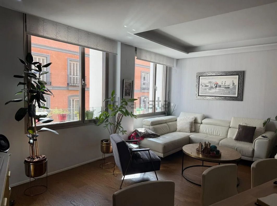 Sala de estar de Piso en venta en  Madrid Capital con Aire acondicionado, Calefacción y Parquet