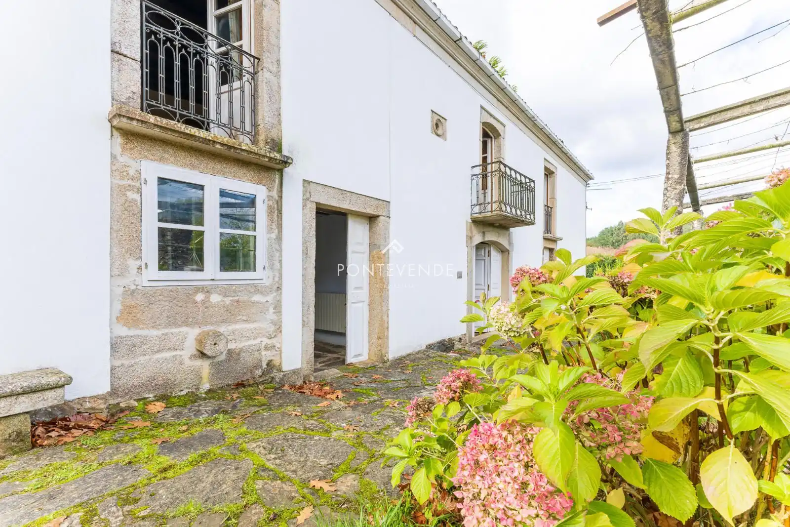 Vista exterior de Casa o chalet en venta en Santiso con Calefacción, Jardín privado y Terraza