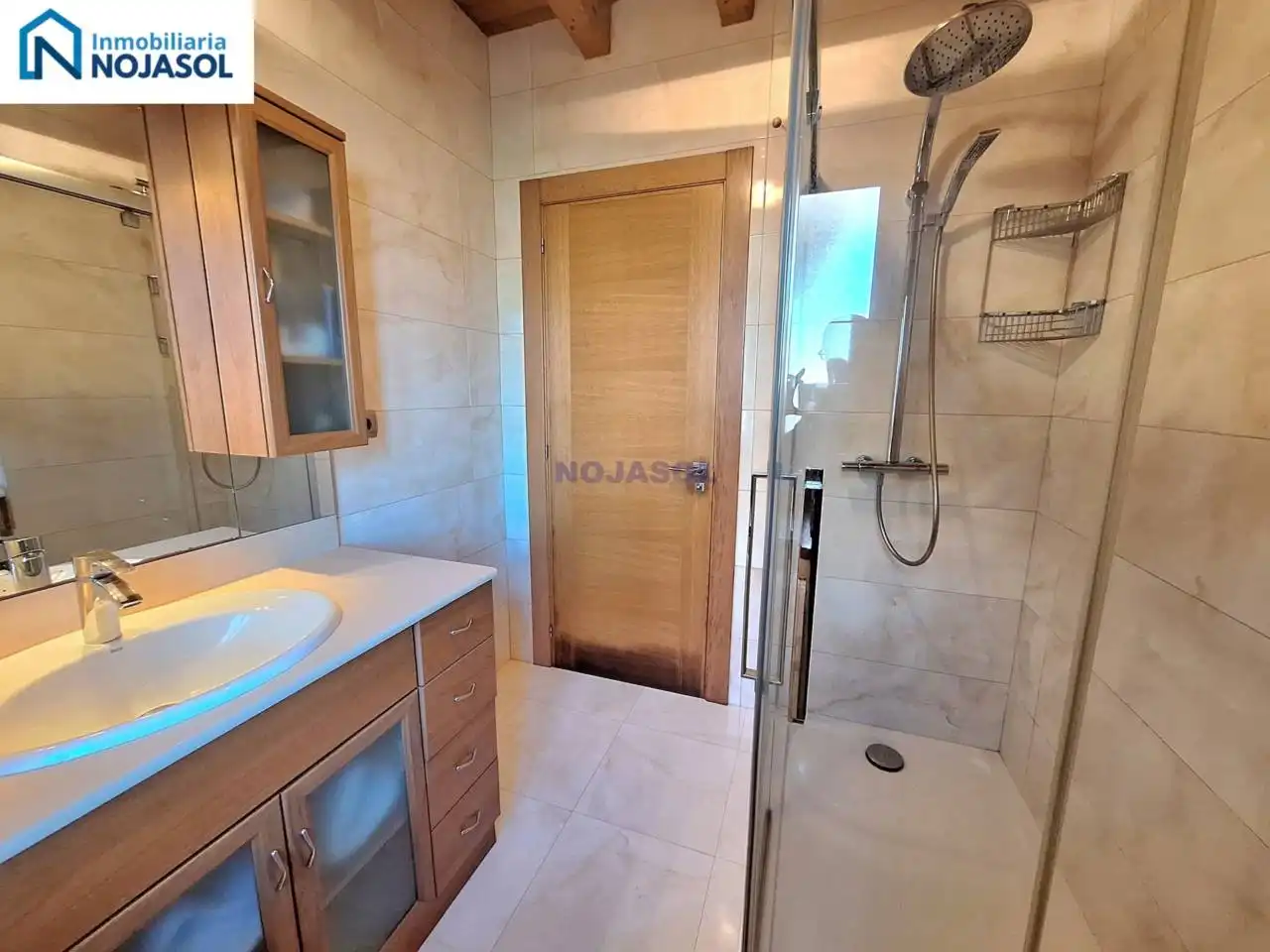 Baño de Casa o chalet de alquiler en Noja con Calefacción, Jardín privado y Terraza