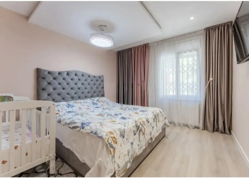 Schlafzimmer von Erdgeschoss zum Verkauf in Rocafonda