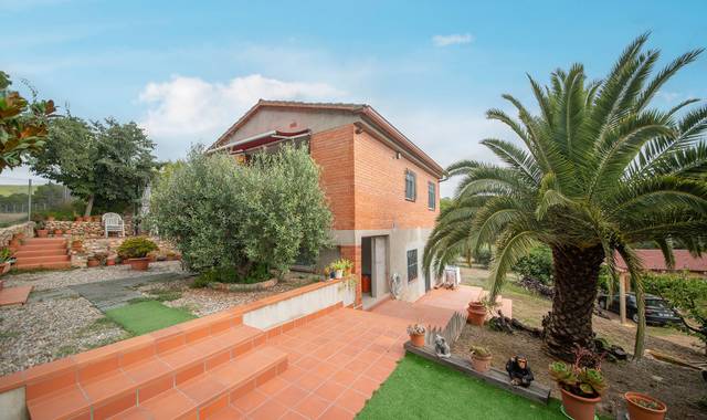 Casa-chalet en Venta en N/A en Mediona