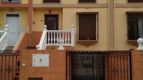 Foto 2 de Casa adosada en venda a Calle el Gastor, 19, Juzgados - La Feria, Ronda