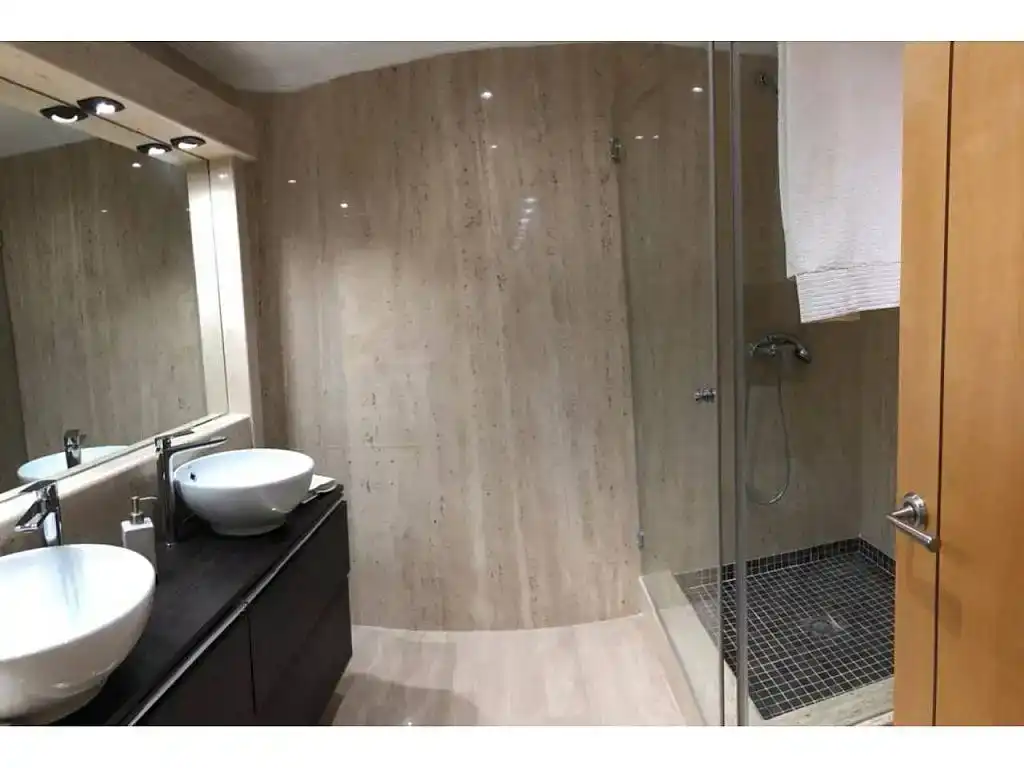 Baño de Apartamento de alquiler en Ería - Masip