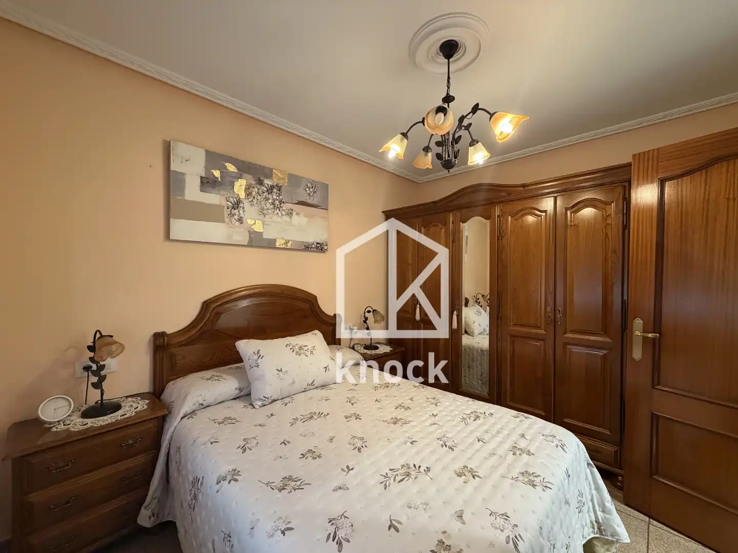 Dormitori de Casa adosada en venda en Langreo amb Calefacció i Parquet
