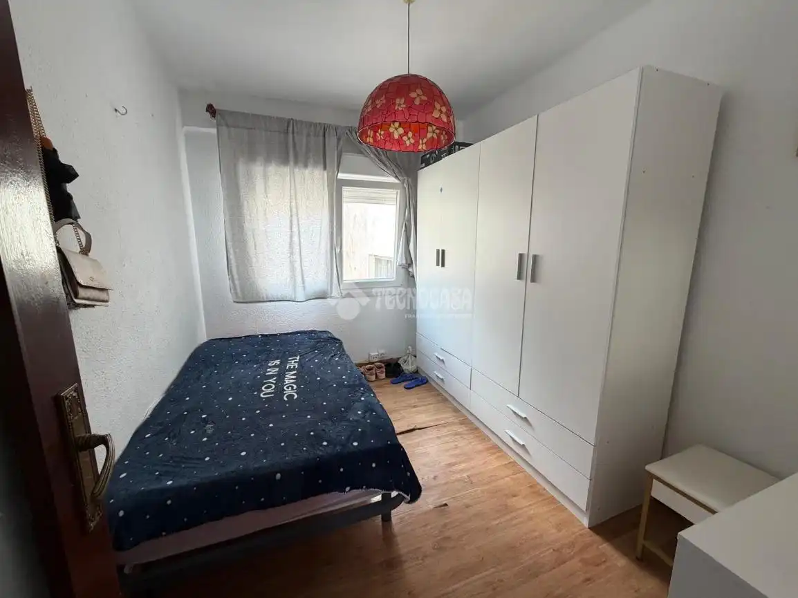 Habitación de Piso en venta en Zaragoza con Calefacción, Parquet y Terraza