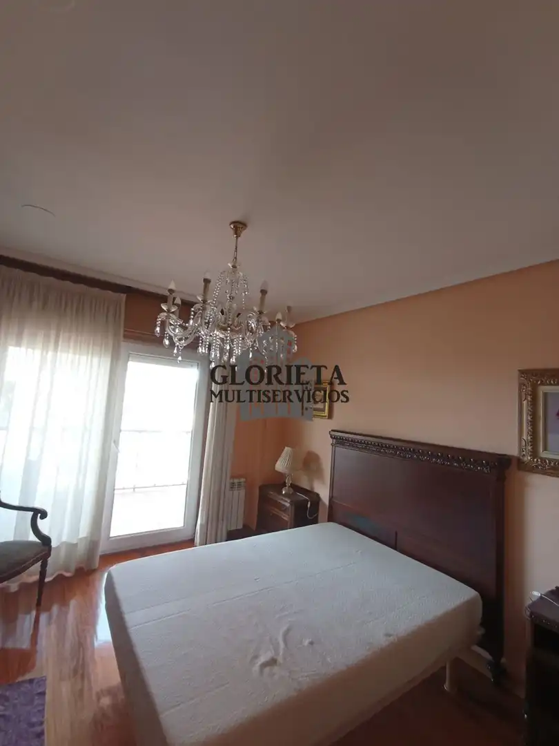 Habitación de Casa adosada en venta en Baiona con Calefacción, Parquet y Terraza