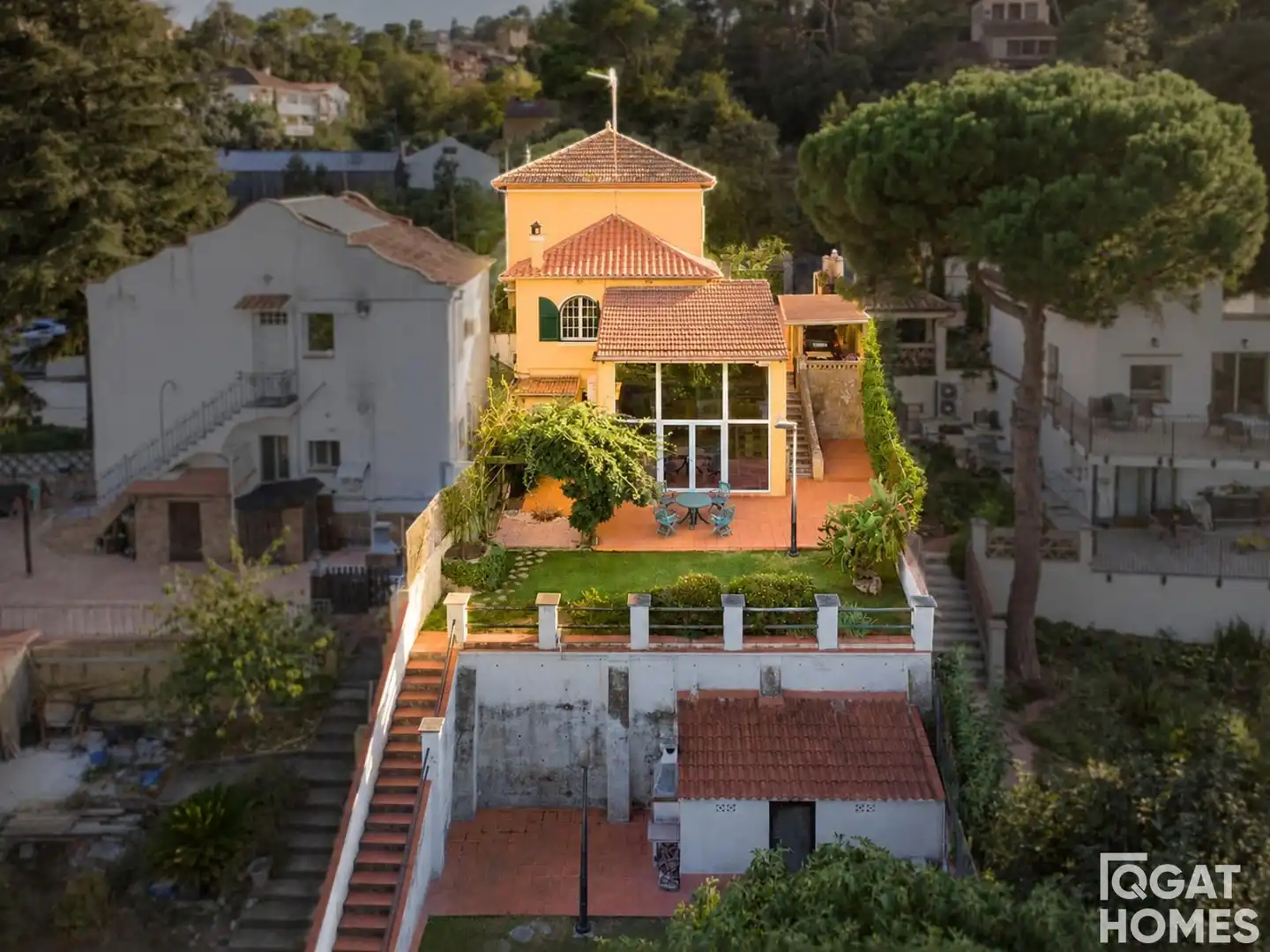 Vista exterior de Casa o xalet en venda en Sant Cugat del Vallès amb Aire condicionat, Calefacció i Terrassa