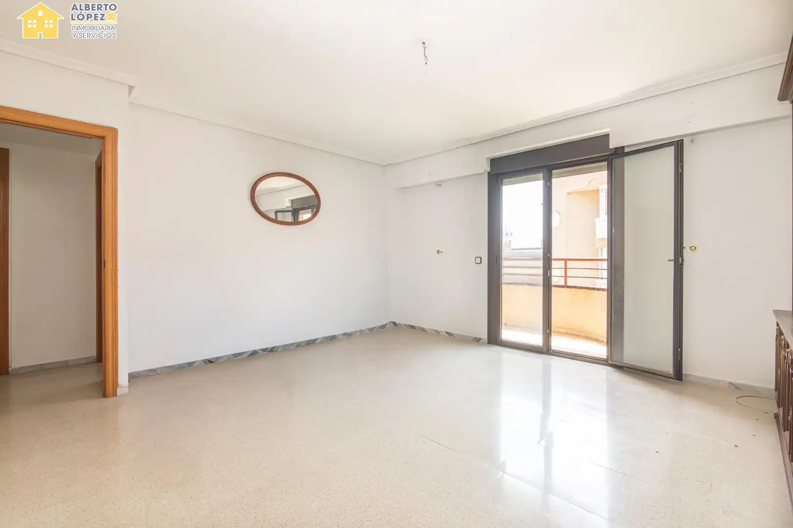 Apartament en venda en Elche / Elx amb Terrassa i Balcó