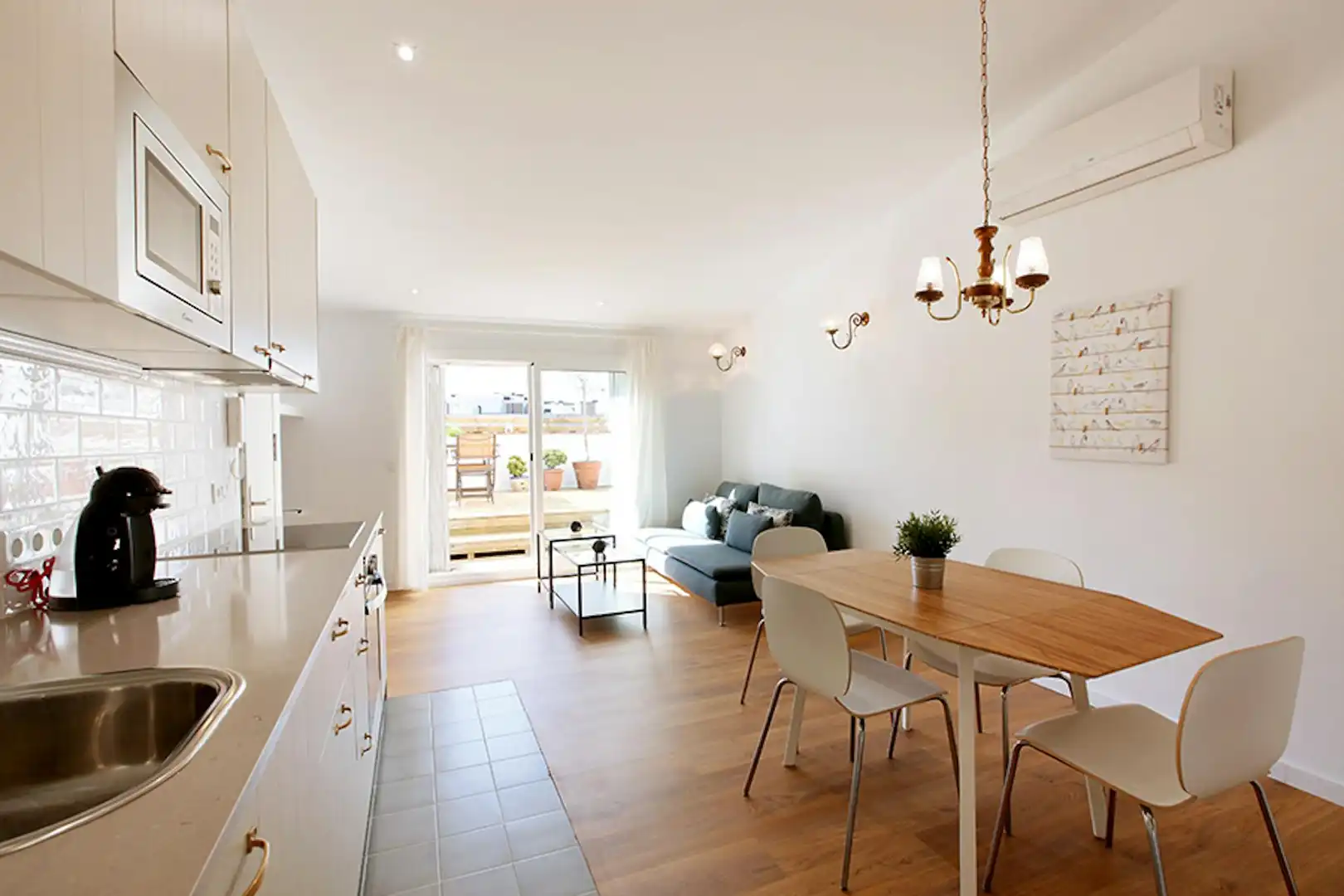 Living room of Flat for rent in Barcelona  with Air Conditioner, Heating and Furnished