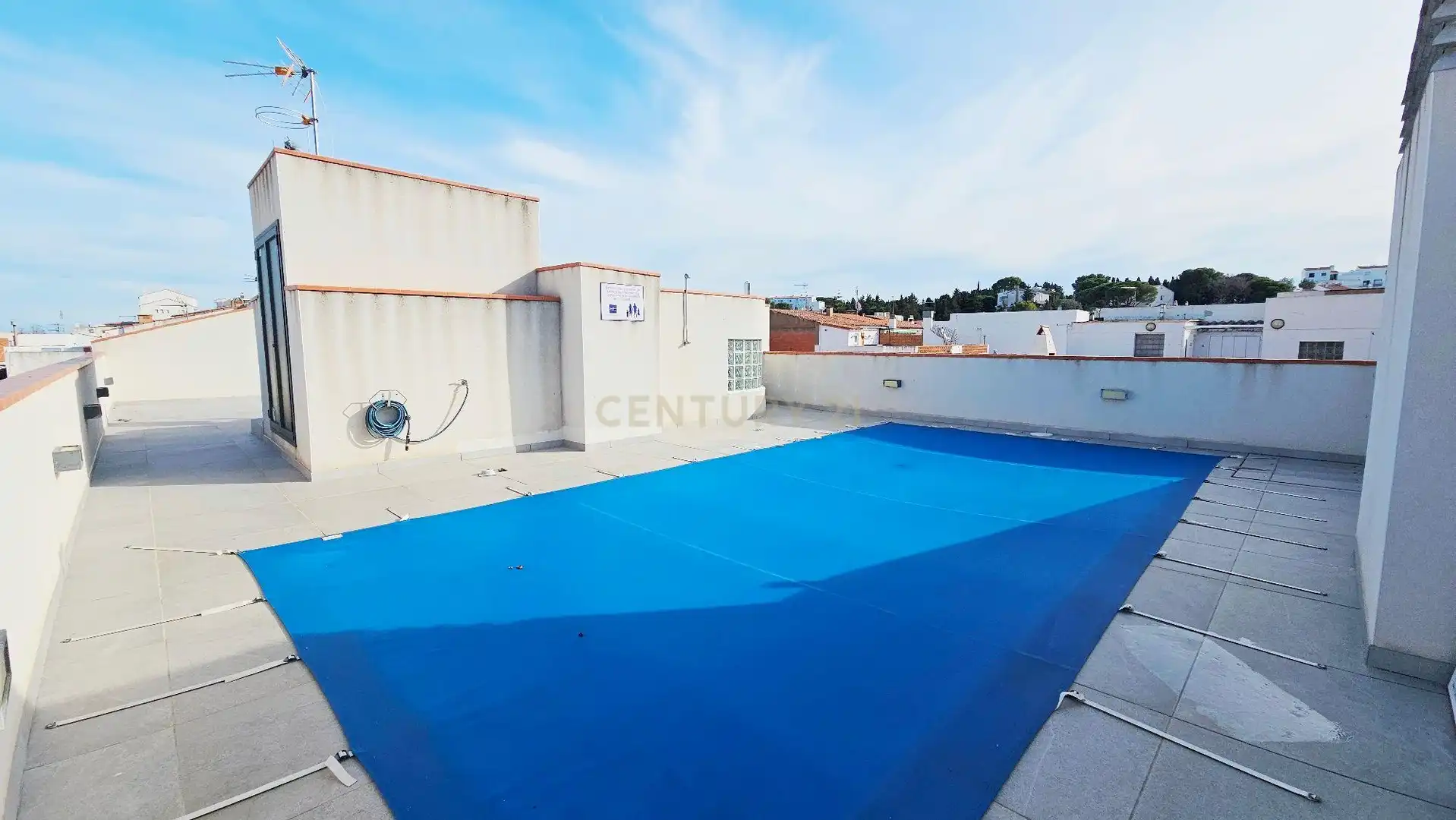 Piscina de Apartament en venda en Llançà amb Aire condicionat, Piscina i Forn