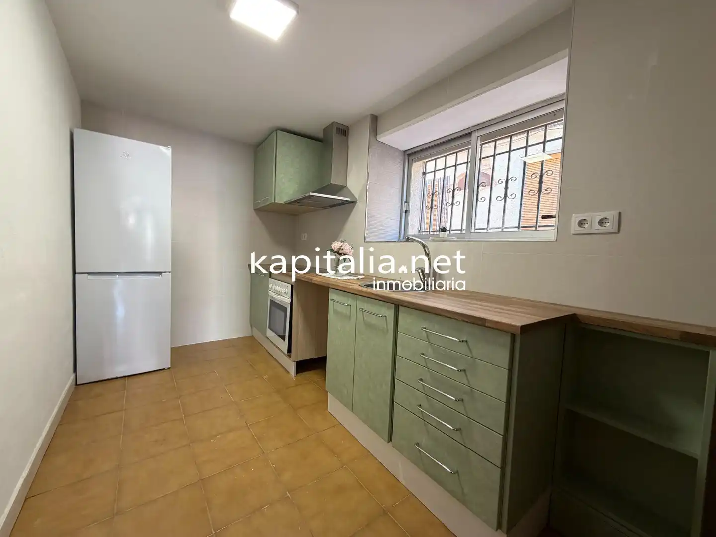 Cuina de Casa o xalet en venda en Almudaina amb Moblat