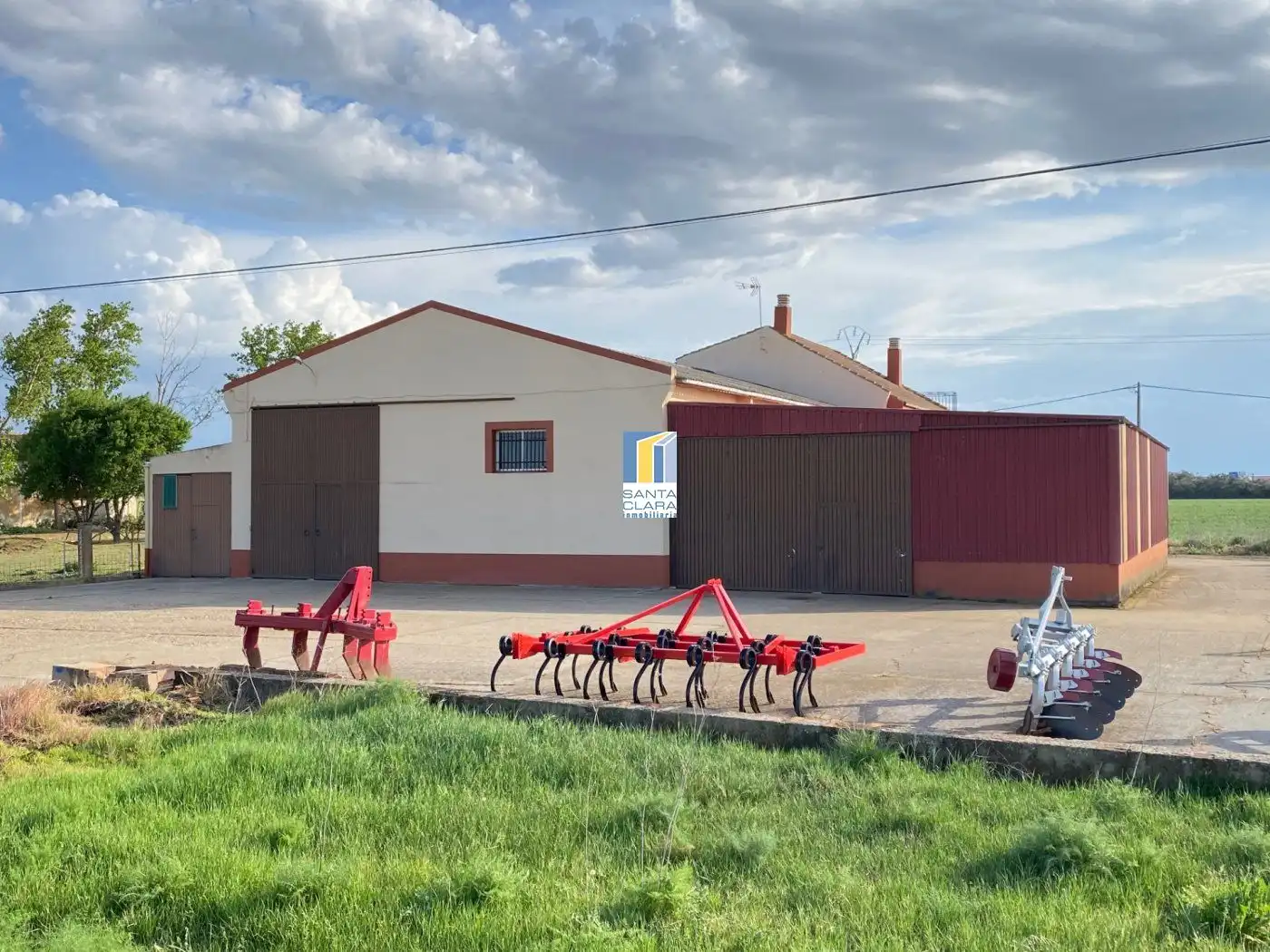 Vista exterior de Finca rústica en venta en Villalpando con Calefacción y Terraza