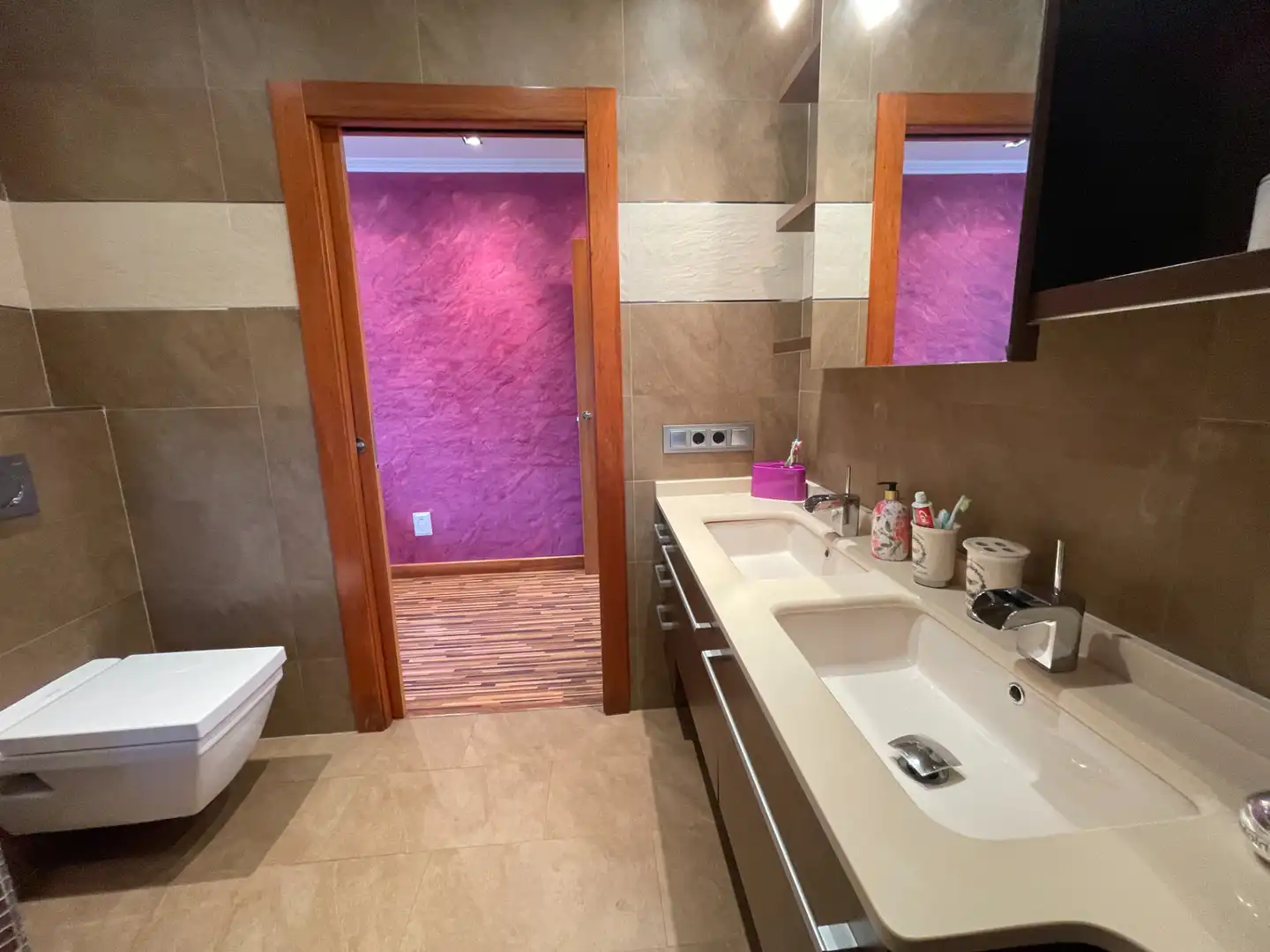 Bany de Casa o xalet en venda en Gijón  amb Calefacció, Jardí privat i Parquet