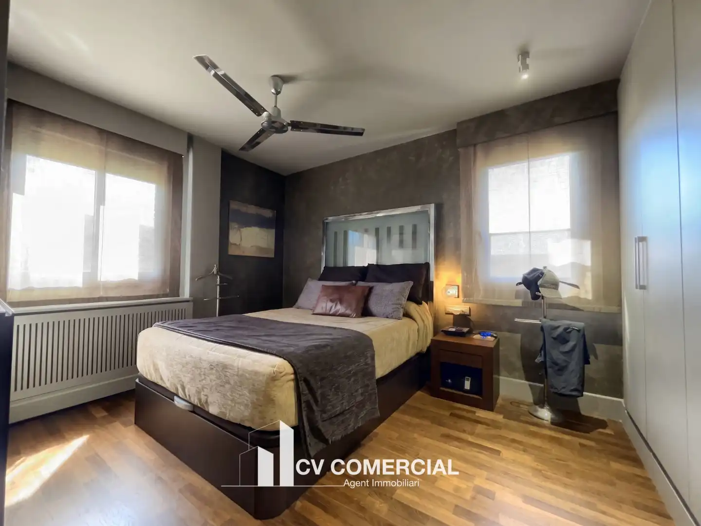 Habitación de Ático en venta en Tiana con Aire acondicionado, Calefacción y Parquet