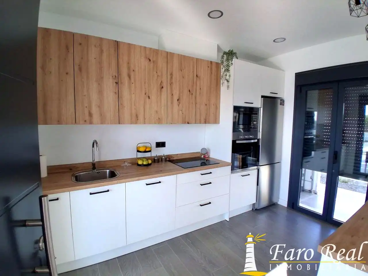 Kitchen of Houses for rent in Sanlúcar de Barrameda  with Air Conditioner, Private garden and Swimming Pool