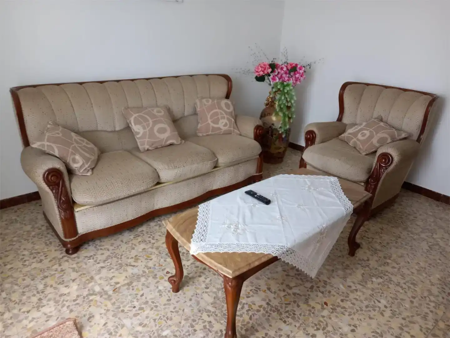 Sala d'estar de Pis de lloguer en Ribeira amb Traster i Moblat