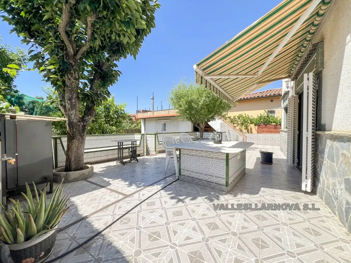 Terrace of Houses for sale in Parets del Vallès  with Private garden, Terrace and Storage room
