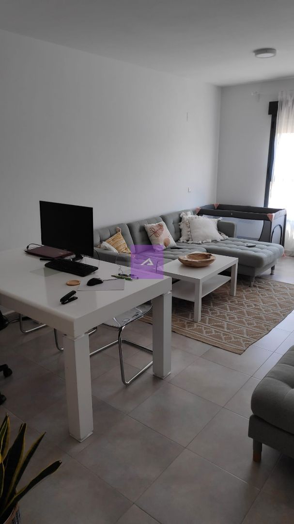 Sala d'estar de Pis en venda en Turís amb Moblat i Balcó