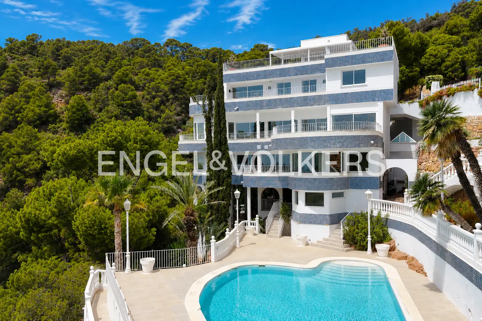 Villa avec terrasse à vendre à Sagunto ciudad