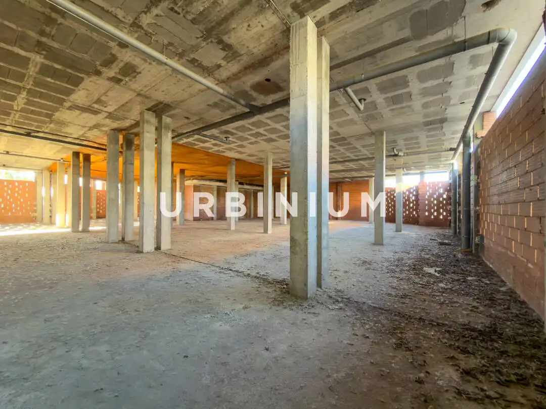Local comercial en alquiler en Carrer de Gelida