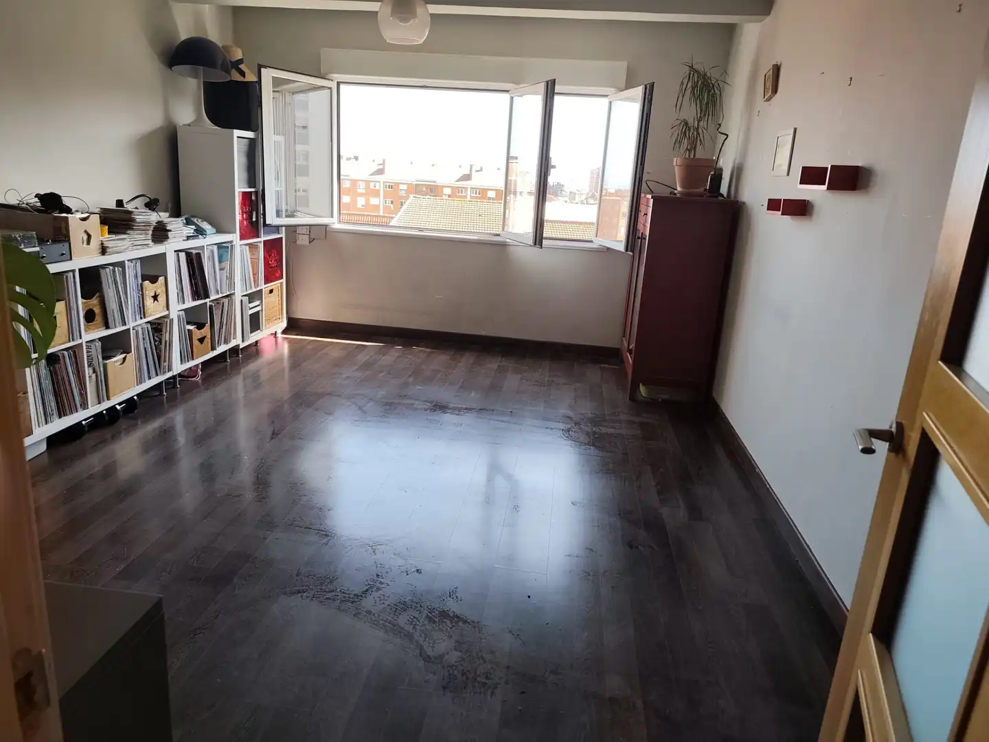 Living room of Flat for sale in Gijón   with Heating, Oven and Washing machine